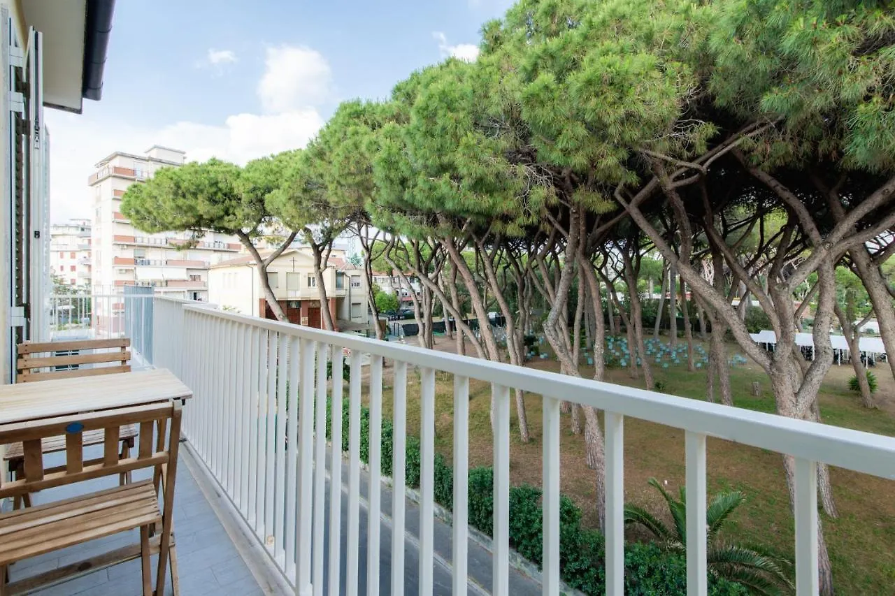 Pepe Nero Relax Hotel Follonica 0*,