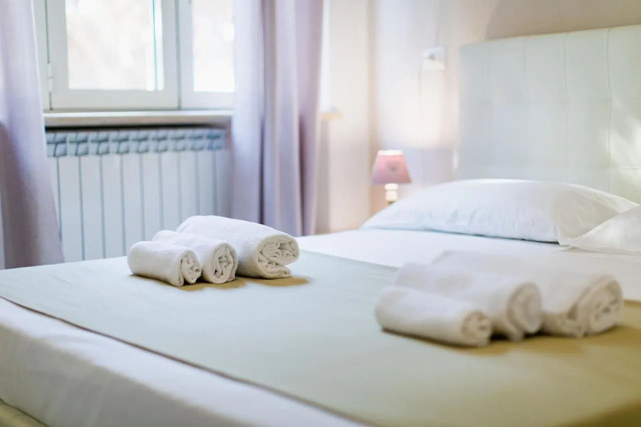 Guest house Pepe Nero Relax Hotel Follonica